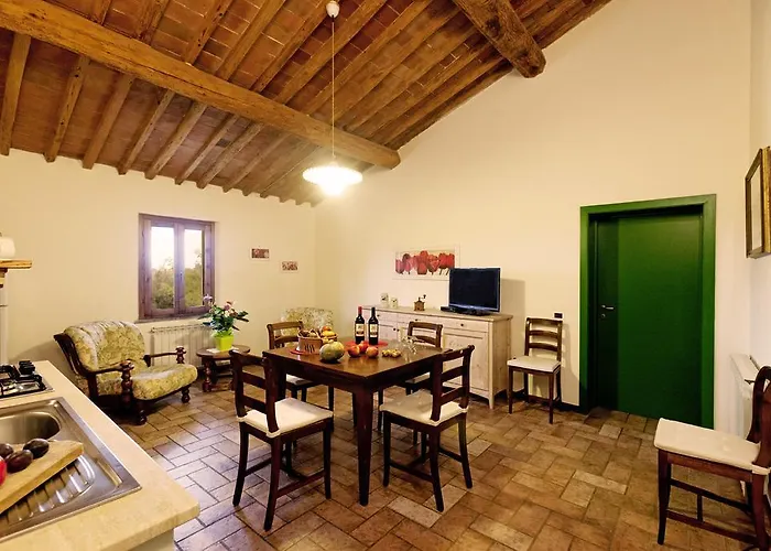 Agriturismo Ceralti ファームステイ ドノラティコ